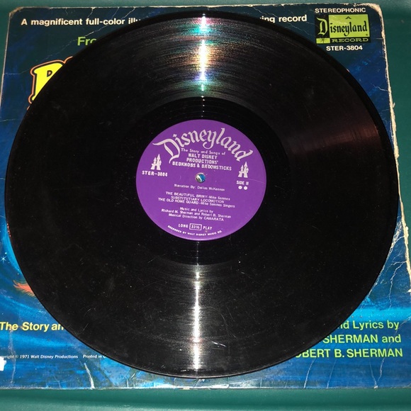 Vintage Disneyland Record 1971 Walt Disney's Bedknobs & Broomsticks - Picture 5 of 5